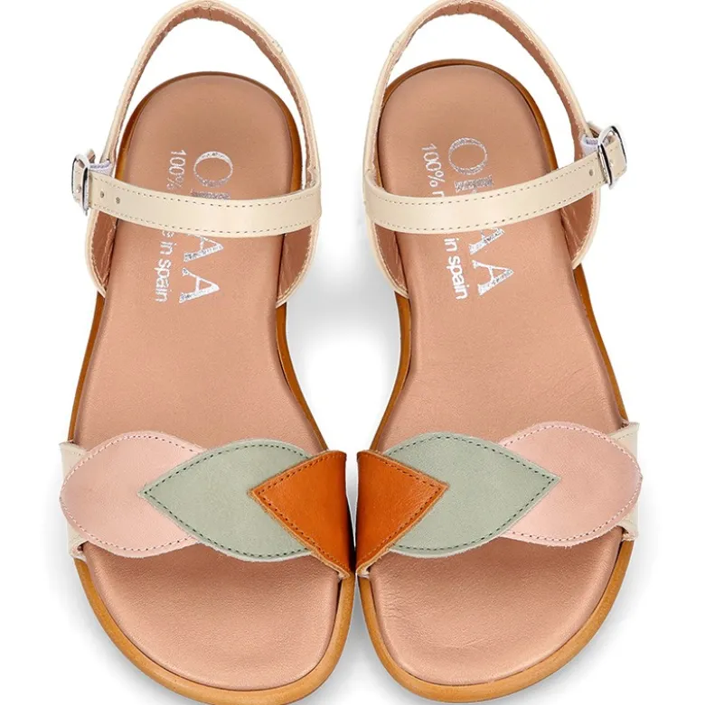 Sandalia Niña en piel Napa con diseño HOJAS.