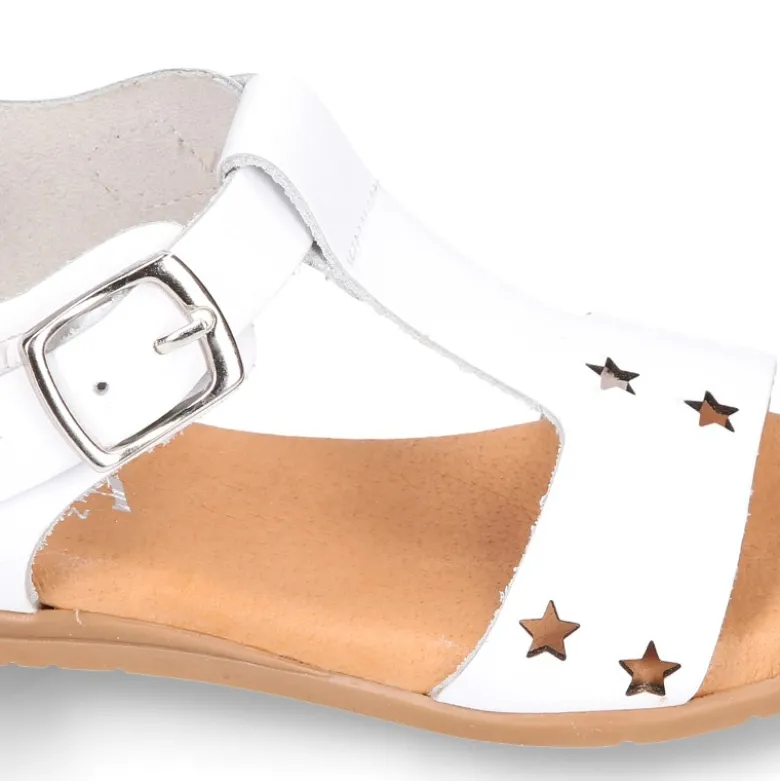Sandalia Niña Mayor en forma de T en piel con ESTRELLAS.