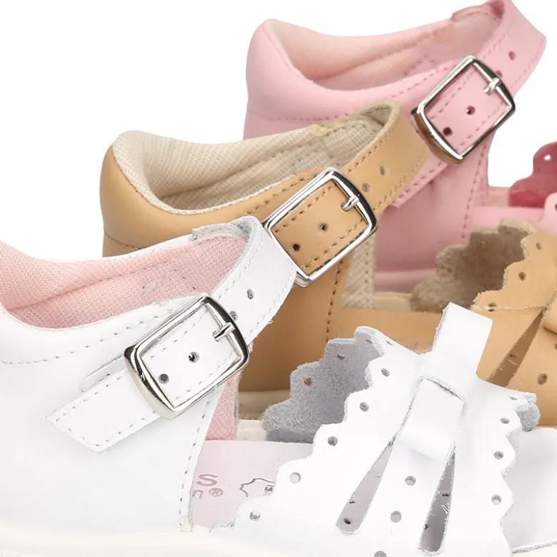 Sandalia Niña peque en piel lavable con lazo y suela SUPER FLEXIBLE.