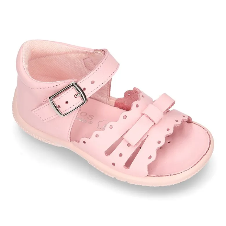 Sandalia Niña peque en piel lavable con lazo y suela SUPER FLEXIBLE.