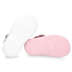 Sandalia Niña peque en piel lavable con diseño mariposa y suela SUPER FLEXIBLE.