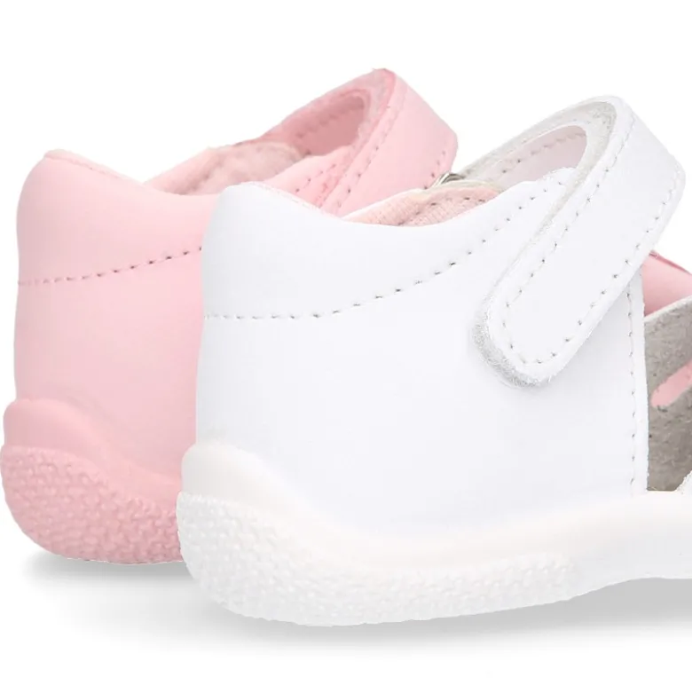 Sandalia Niña peque en piel lavable con lazo y suela SUPER FLEXIBLE.