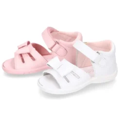Sandalia Niña peque en piel lavable con lazo y suela SUPER FLEXIBLE.