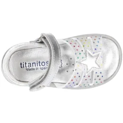 Sandalia Niña peque en piel metalizada con ESTRELLAS y cierre adherente con suela SUPER FLEXIBLE.
