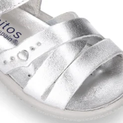 Sandalia Niña peque en piel metalizada con cierre adherente y suela SUPER FLEXIBLE.