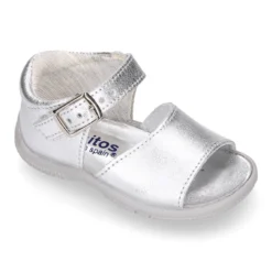 Sandalia Niña peque en piel metalizada con suela SUPER FLEXIBLE.
