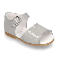 Sandalia Niña peques con ESTRELLAS en piel charol.