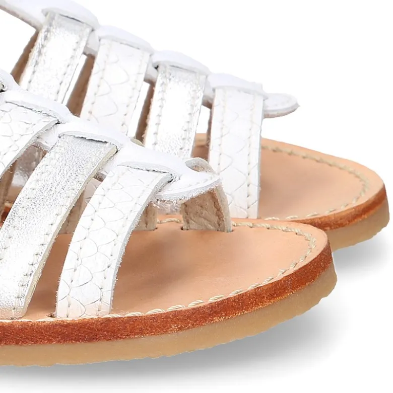 Sandalia niña piel COMBINADA tiras cruzadas con suela super flexible.
