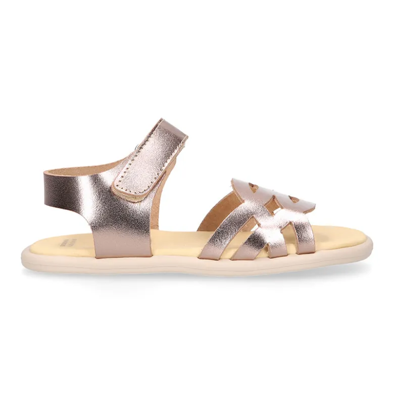 Sandalia niña respetuosa en piel con diseño trenzado en color Oro