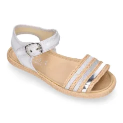 Sandalia niña tipo alpargata con hebilla en lona con diseño con brillos.
