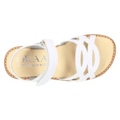 Sandalia niña vestir respetuosa Okaa Flex con diseño trenzado en color Blanco.