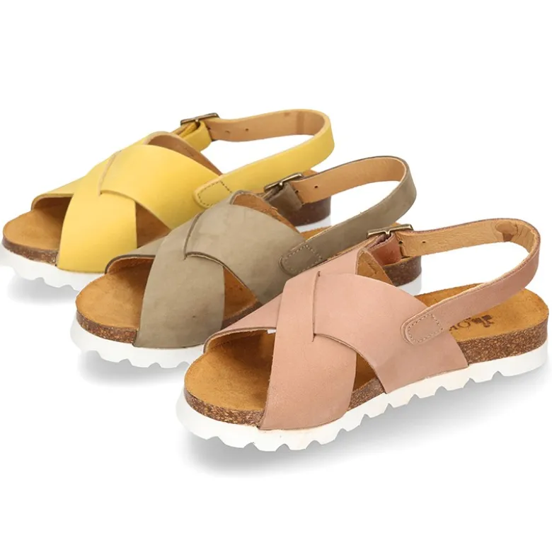 Sandalia Niña y Niño Mayor con tiras cruzadas en piel NOBUCK y suela blanca.
