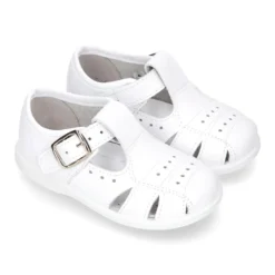 Sandalia niño peque piel lavable con PICADOS, hebilla y suela SUPER FLEXIBLE.