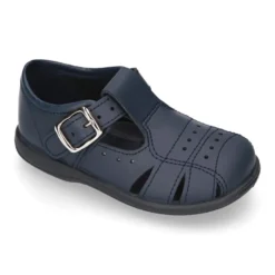 Sandalia niño peque piel lavable con PICADOS, hebilla y suela SUPER FLEXIBLE.