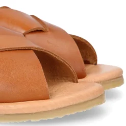 Sandalia Niños con tiras cruzadas en piel CUERO.