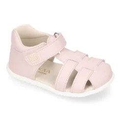 Sandalia niños Okaa Flex sin cordones en micro punto lavable.