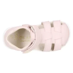 Sandalia niños Okaa Flex sin cordones en micro punto lavable.