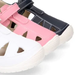 Sandalia niños OKAA FLEX sin cordones en MICRO PUNTO SUAVE.