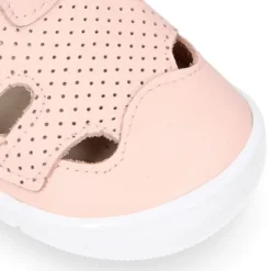 Sandalia niños Okaa Flex sin cordones en piel extra suave.