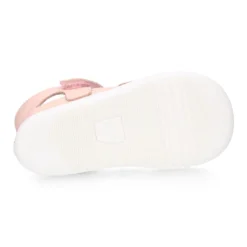 Sandalia niños Okaa Flex sin cordones en piel extra suave.