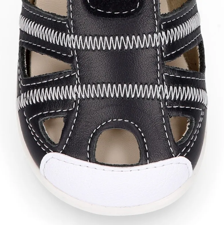 Sandalia niños OKAA FLEX sin cordones en Piel Napa combinada con piel serraje.