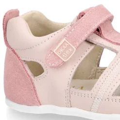 Sandalia niños OKAA FLEX sin cordones en Piel Napa combinada con piel serraje.