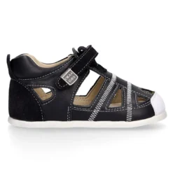 Sandalia niños OKAA FLEX sin cordones en Piel Napa combinada con piel serraje.
