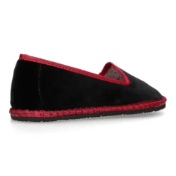 Slipper de mujer con horma estilizada en terciopelo