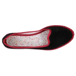 Slipper de mujer con horma estilizada en terciopelo