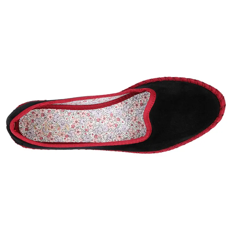 Slipper de mujer con horma estilizada en terciopelo