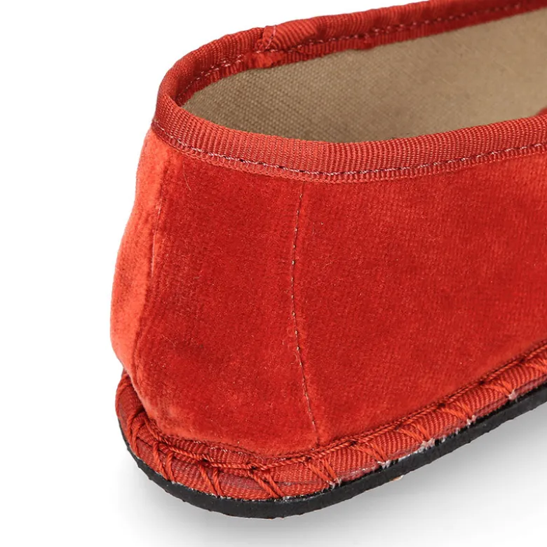 Slipper mujer en terciopelo en colores de moda.