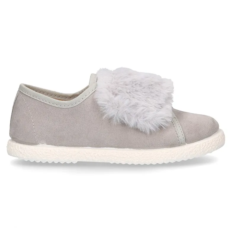 Tenis Moda niña sin cordones y con aplique de PELO en serratex.