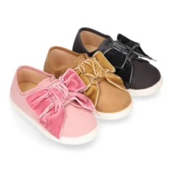 Tenis Moda sin cordones y con LAZO de TERCIOPELO en serratex.
