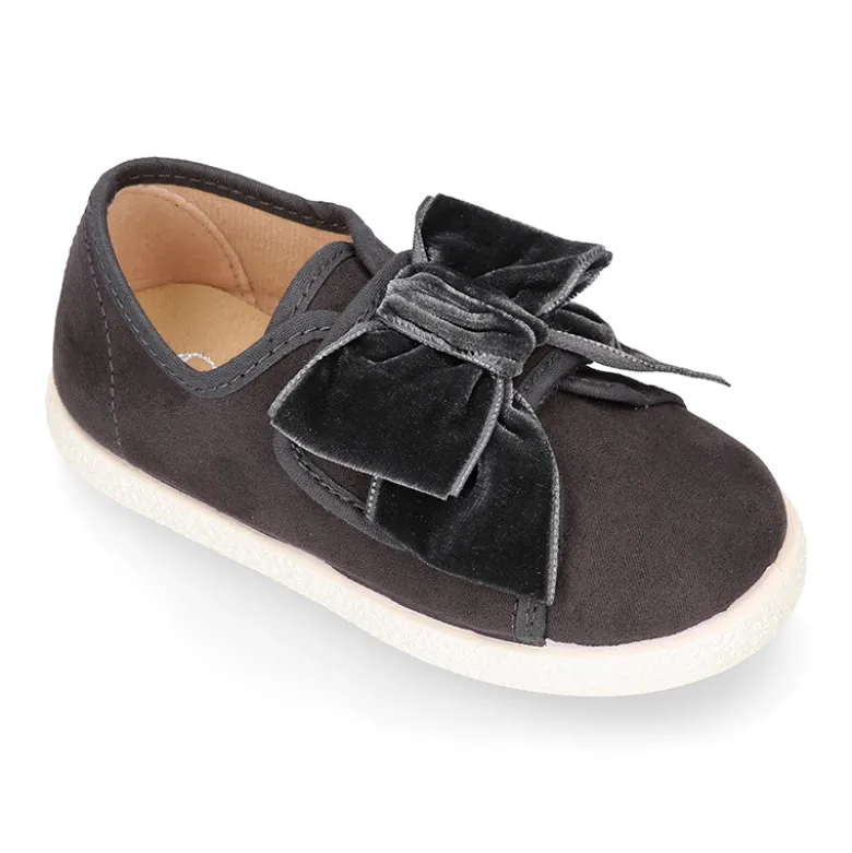 Tenis Moda sin cordones y con LAZO de TERCIOPELO en serratex.