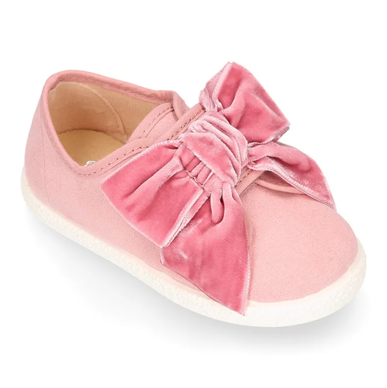 Tenis Moda sin cordones y con LAZO de TERCIOPELO en serratex.