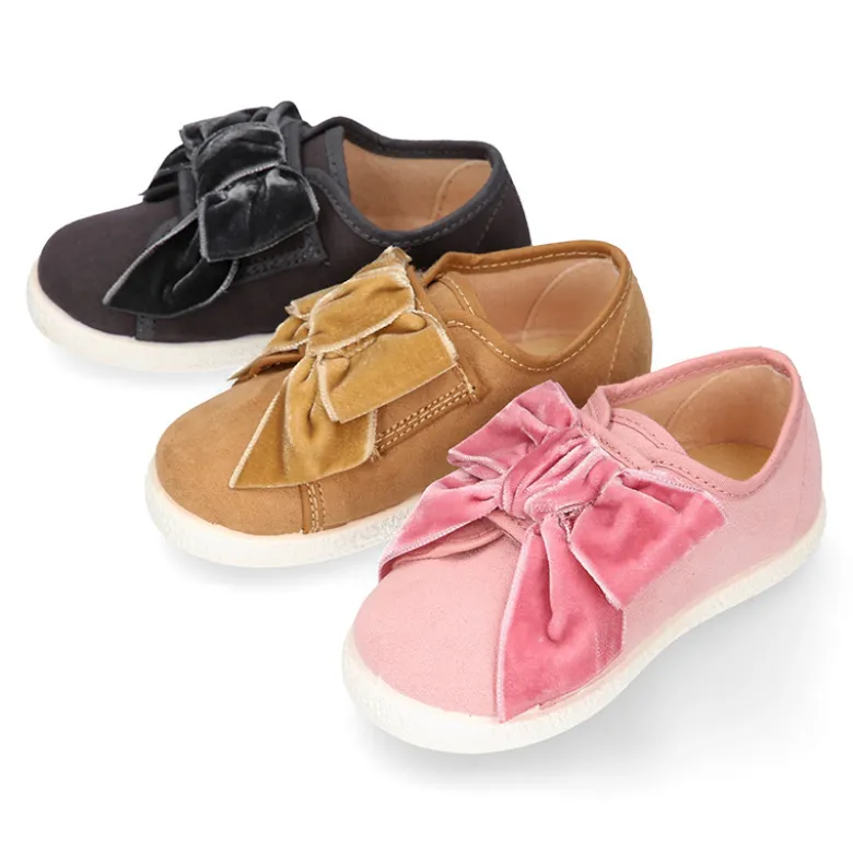 Tenis Moda sin cordones y con LAZO de TERCIOPELO en serratex.