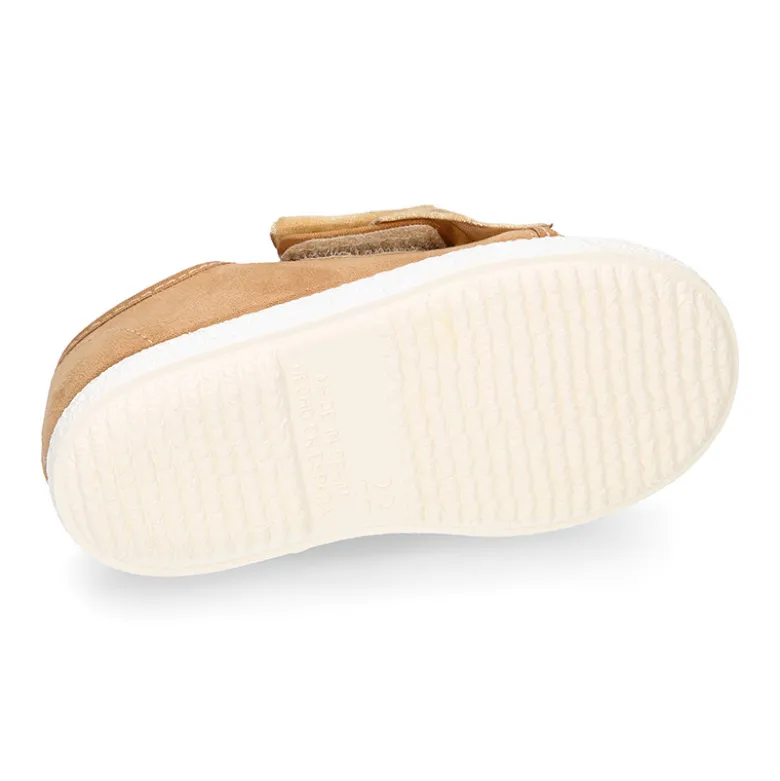 Tenis Moda sin cordones y con LAZO de TERCIOPELO en serratex.