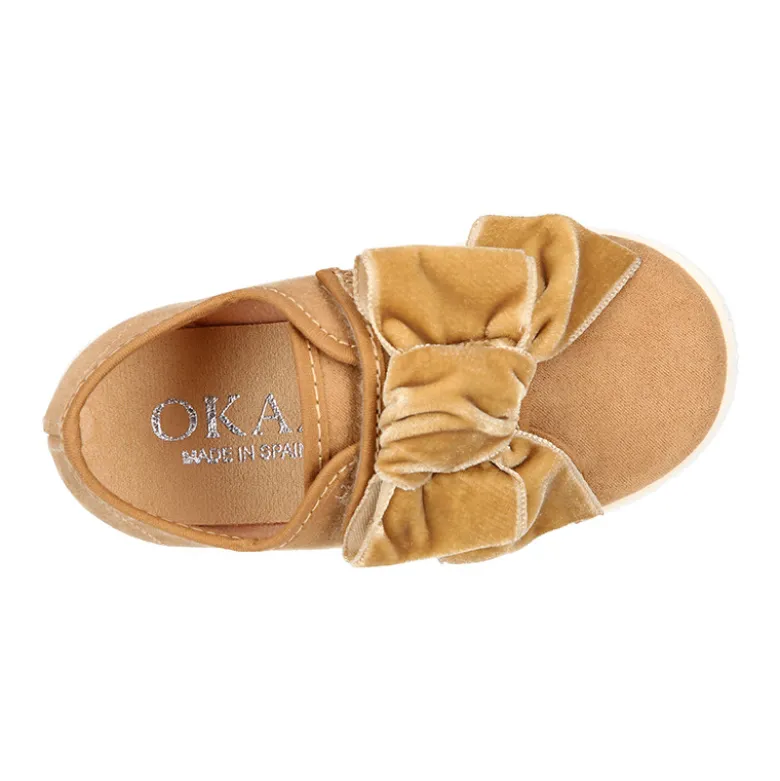 Tenis Moda sin cordones y con LAZO de TERCIOPELO en serratex.