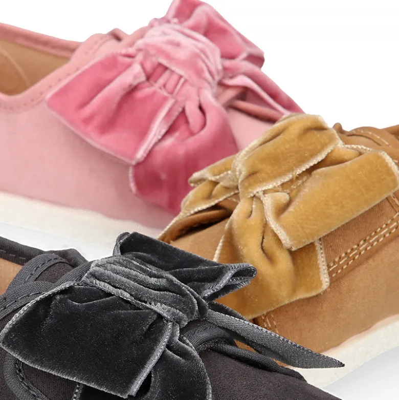 Tenis Moda sin cordones y con LAZO de TERCIOPELO en serratex.