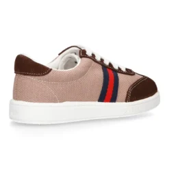 Tenis niño combinado en lona y serraje con cordones.