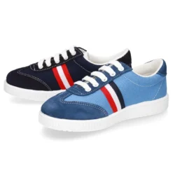 Tenis niño combinado en lona y serraje con cordones.