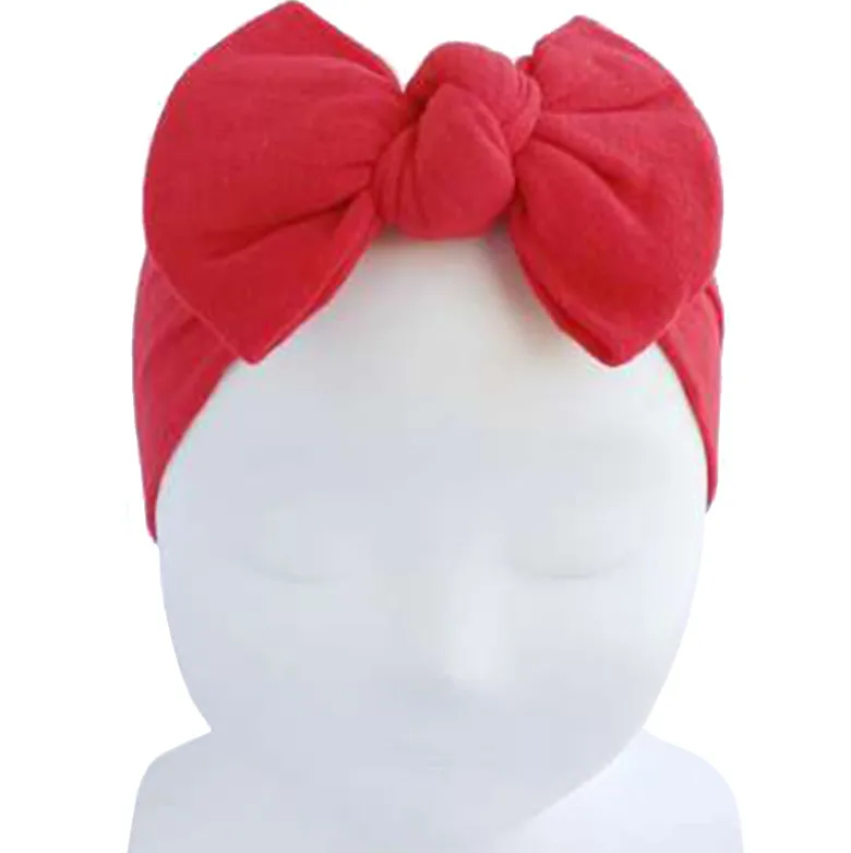 Turbante ancho bebé con lazo anudado.