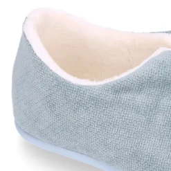 Zapatilla casa niños cerrada con abertura en lana CUADRILLÉ.