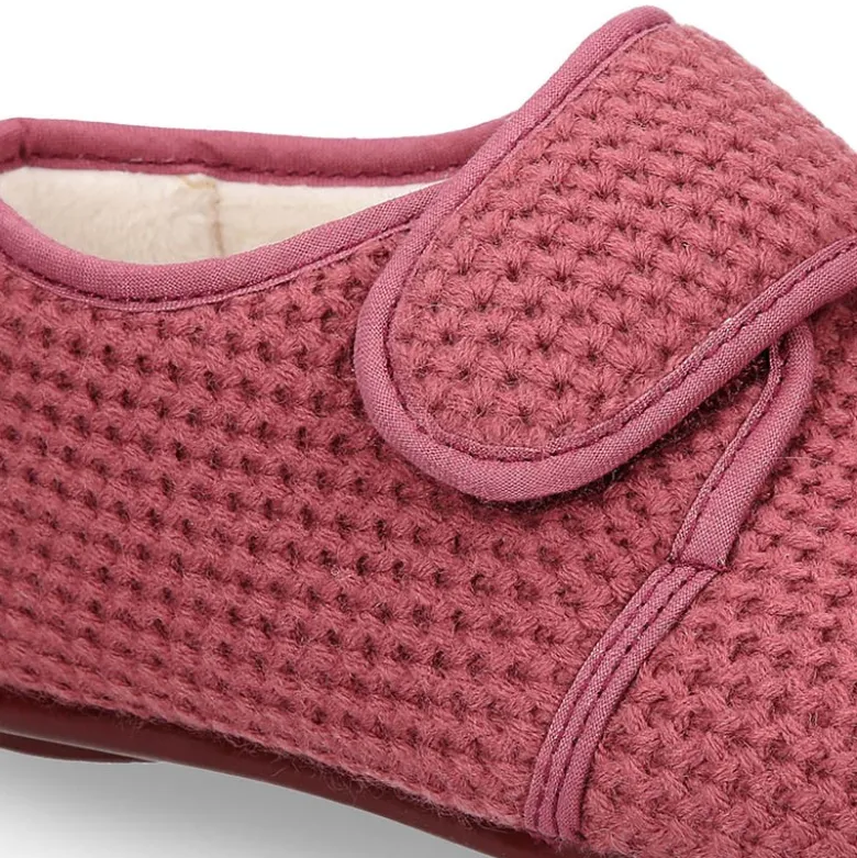 Zapatilla casa niños con cierre adherente en lana.