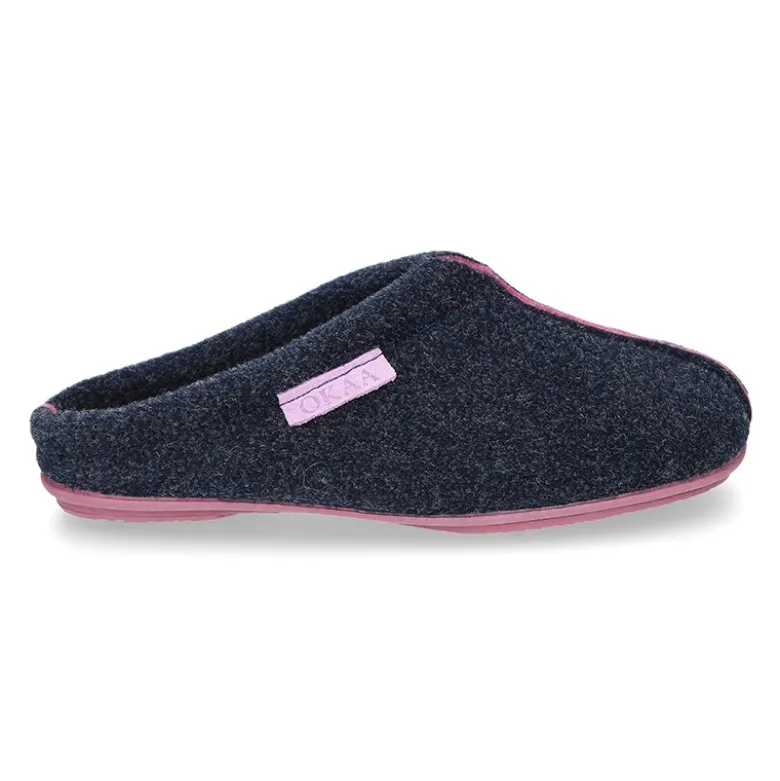 Zapatilla casa niños OKAA tipo zueco en lana con vivos.
