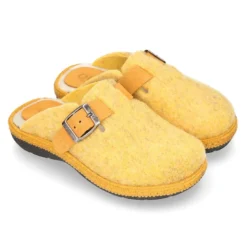 Zapatilla casa niños OKAA ZUECO en lana de colores.