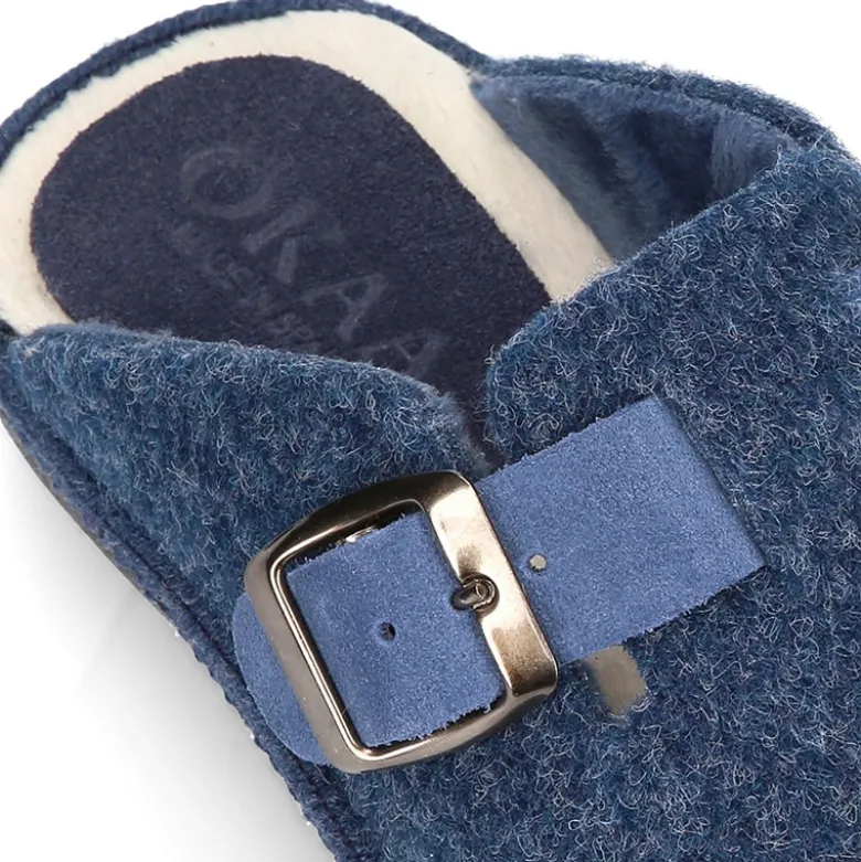 Zapatilla casa niños OKAA ZUECO en lana JEANS con hebilla.