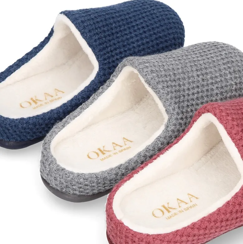 Zapatilla casa niños tipo ZUECO en lana cuadrillé.