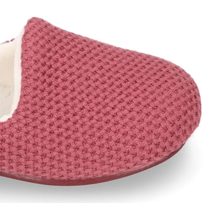 Zapatilla casa niños tipo ZUECO en lana cuadrillé.
