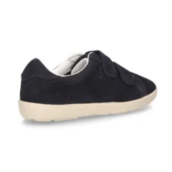 Zapatilla Casual sin cordones en piel serraje.